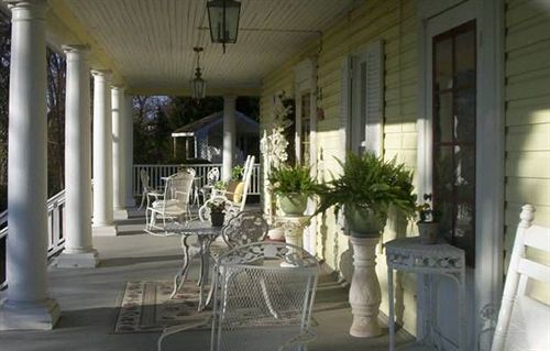 Yellow Turtle Inn New Windsor 외부 사진